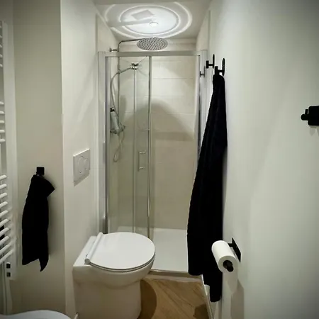 Apartamento Skyline - A 2 Passi Dalla Stazione *