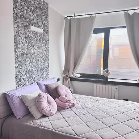 Appartement Skyline - A 2 Passi Dalla Stazione *