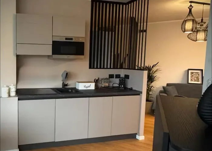 Skyline - A 2 Passi Dalla Stazione Apartamento Génova